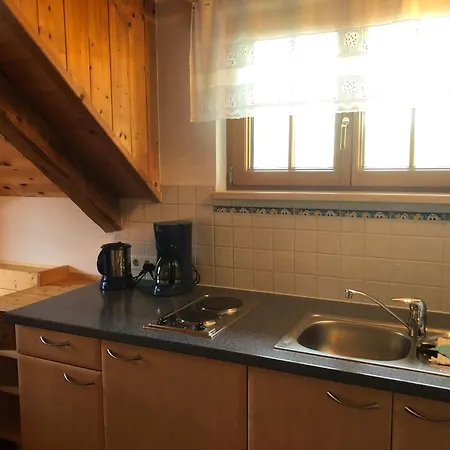Schmiedlehnerhof Farm stay Birnberg