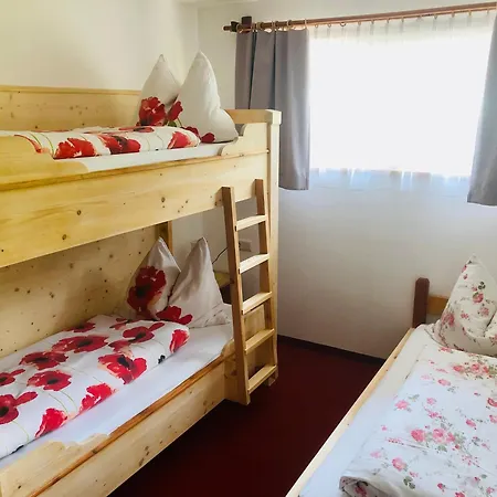 Farm stay Schmiedlehnerhof Birnberg